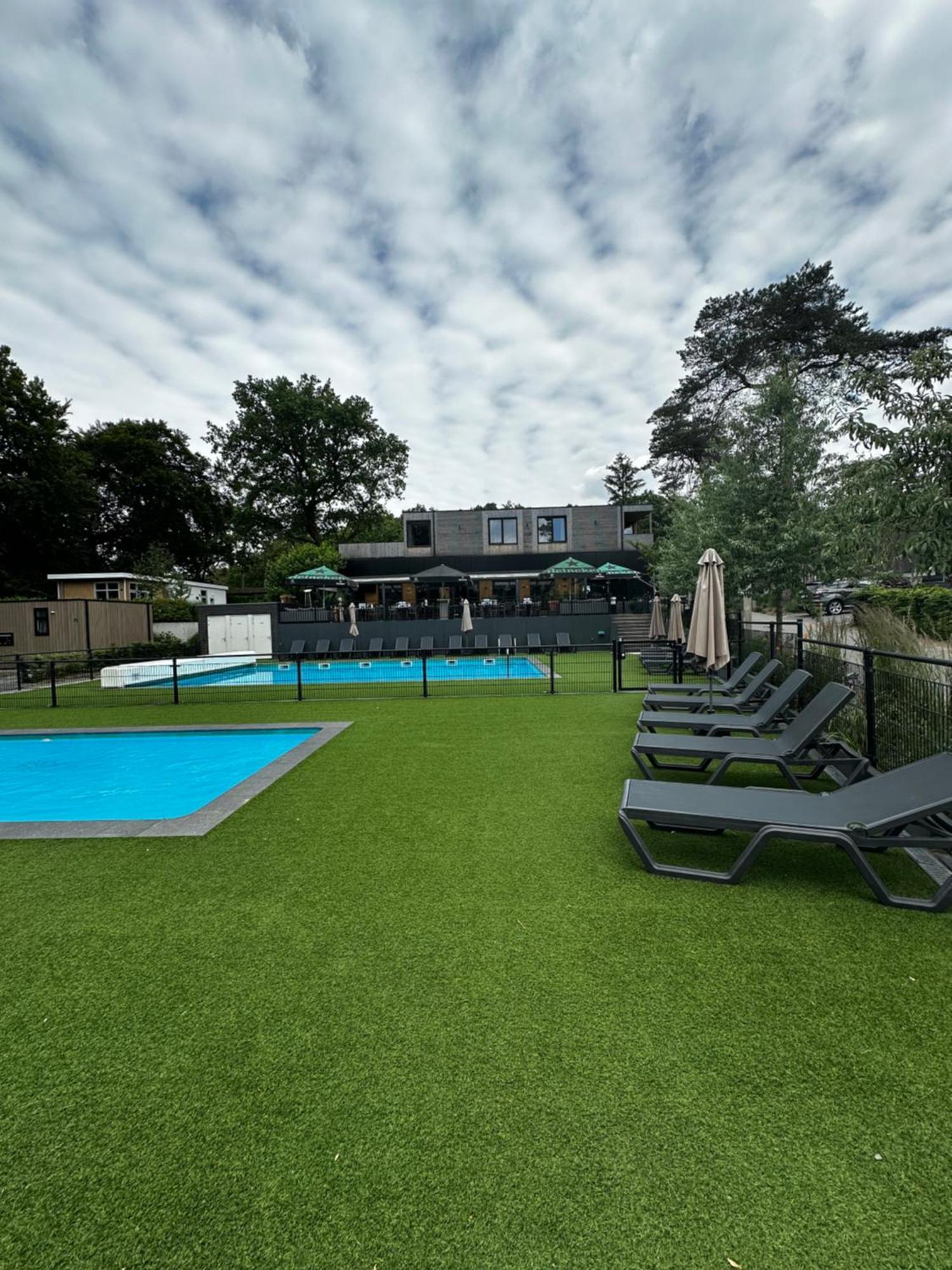Dubbele Chalet Op Recreatiepark Topparken Op De Veluwe In Beekbergen Met Grote Vrije Tuin En Eigen Parkeerplaats 외부 사진